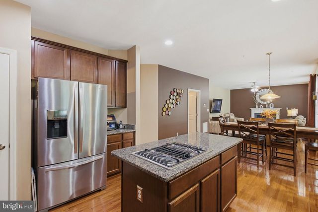 7213 AUTUMN BLAZE CT, Clinton, MD 20735