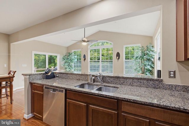 7213 AUTUMN BLAZE CT, Clinton, MD 20735
