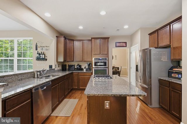 7213 AUTUMN BLAZE CT, Clinton, MD 20735