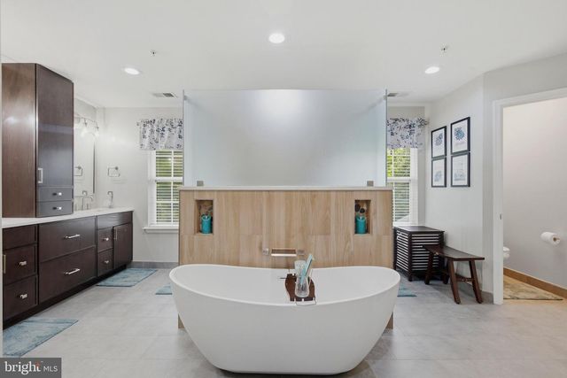 7213 AUTUMN BLAZE CT, Clinton, MD 20735