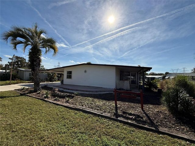 2 GROVE TRAIL, Wildwood, FL 34785