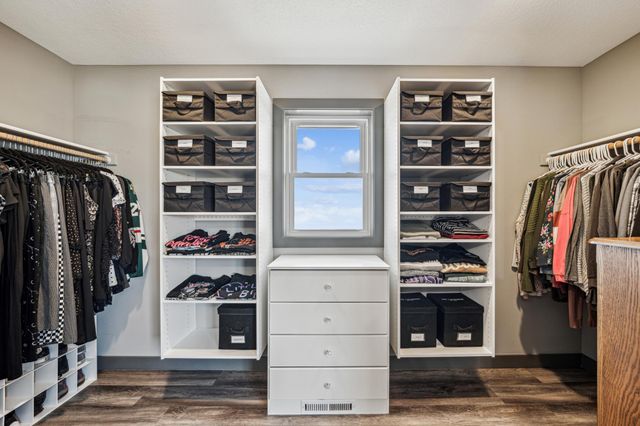 35647 Oxford Avenue, Chisago Lake Twp, MN 55012