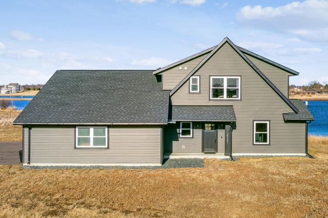 35647 Oxford Avenue, Chisago Lake Twp, MN 55012