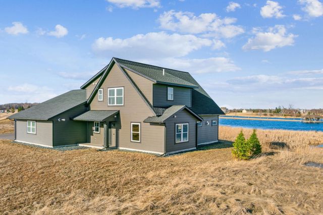 35647 Oxford Avenue, Chisago Lake Twp, MN 55012