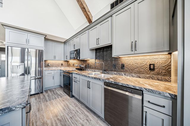 35647 Oxford Avenue, Chisago Lake Twp, MN 55012