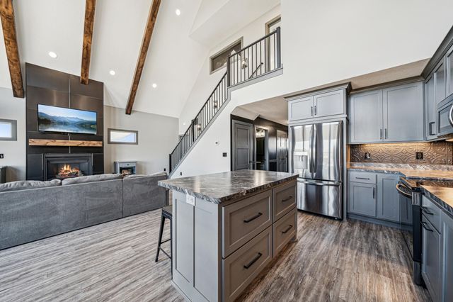 35647 Oxford Avenue, Chisago Lake Twp, MN 55012