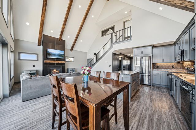 35647 Oxford Avenue, Chisago Lake Twp, MN 55012