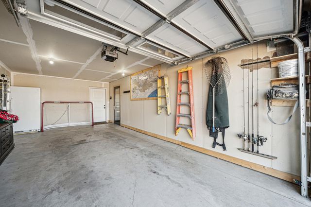 35647 Oxford Avenue, Chisago Lake Twp, MN 55012