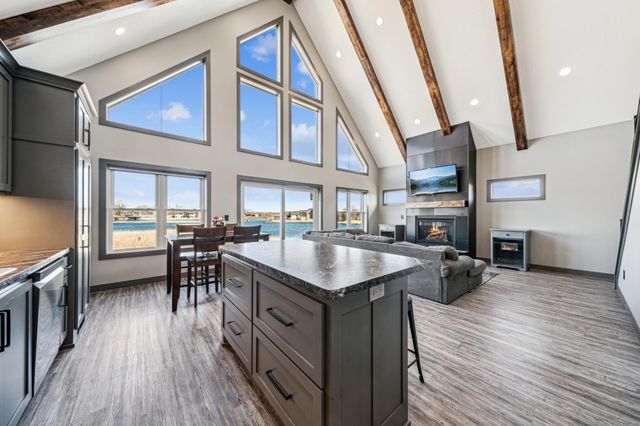 35647 Oxford Avenue, Chisago Lake Twp, MN 55012