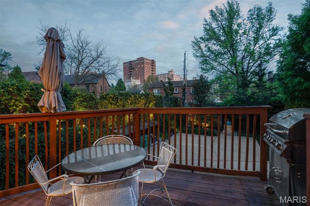 665 W Polo Drive, Clayton, MO 63105
