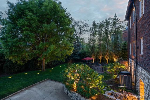665 W Polo Drive, Clayton, MO 63105