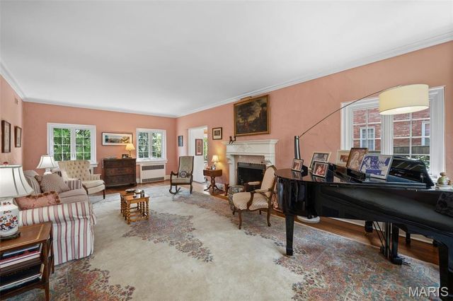 665 W Polo Drive, Clayton, MO 63105