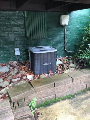 1800 Lynn, Monroeville, PA 15145