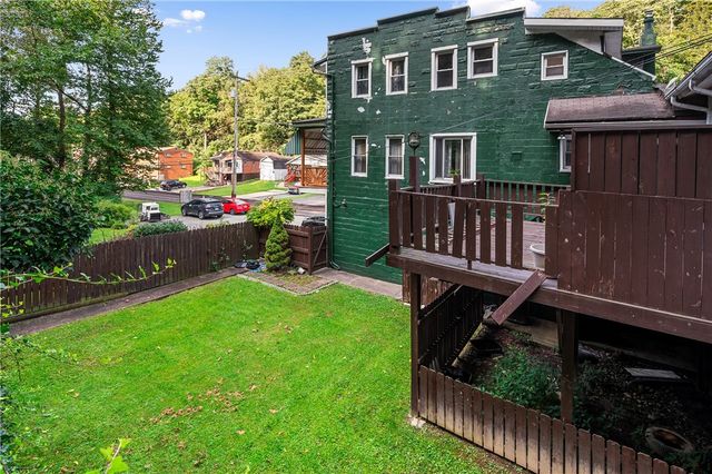 1800 Lynn, Monroeville, PA 15145