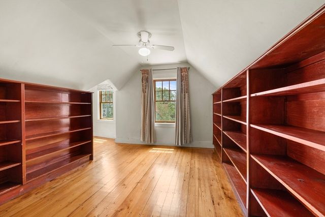 29 Dell Ave, Boston, MA 02136