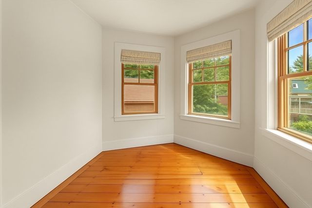 29 Dell Ave, Boston, MA 02136