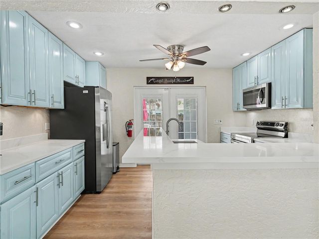 2547 BAHIA VISTA STREET, Sarasota, FL 34239