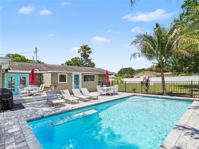 2547 BAHIA VISTA STREET, Sarasota, FL 34239