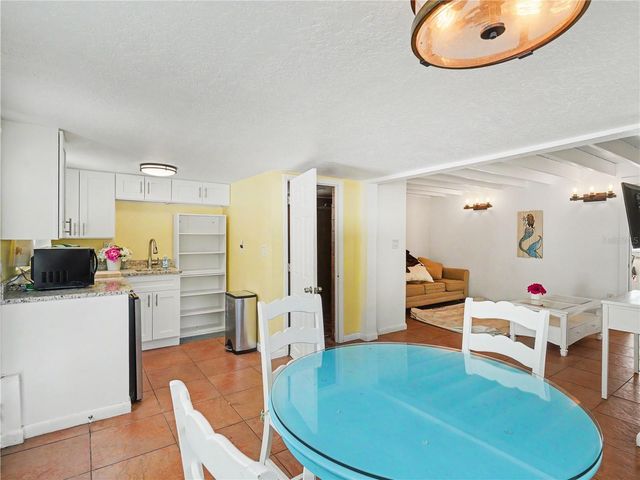 2547 BAHIA VISTA STREET, Sarasota, FL 34239
