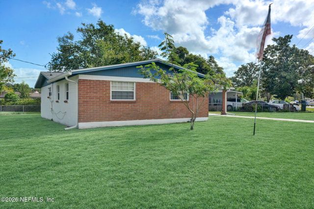 549 CLERMONT Avenue S, Orange Park, FL 32073