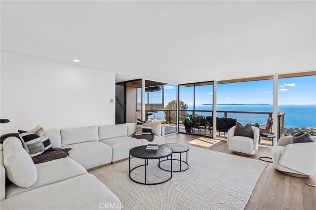 1339 La Mirada Street, Laguna Beach, CA 92651