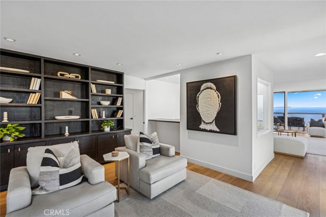 1339 La Mirada Street, Laguna Beach, CA 92651
