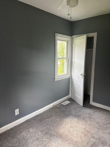 7028 Yacht Avenue, Warren, MI 48091