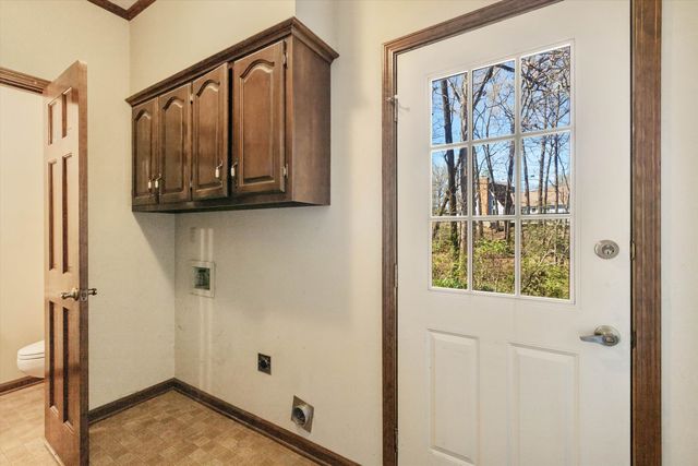 2481 CARROLLWOOD LN, Memphis, TN 38016