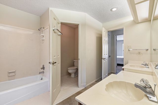 2481 CARROLLWOOD LN, Memphis, TN 38016