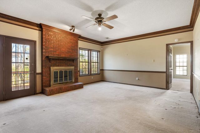 2481 CARROLLWOOD LN, Memphis, TN 38016