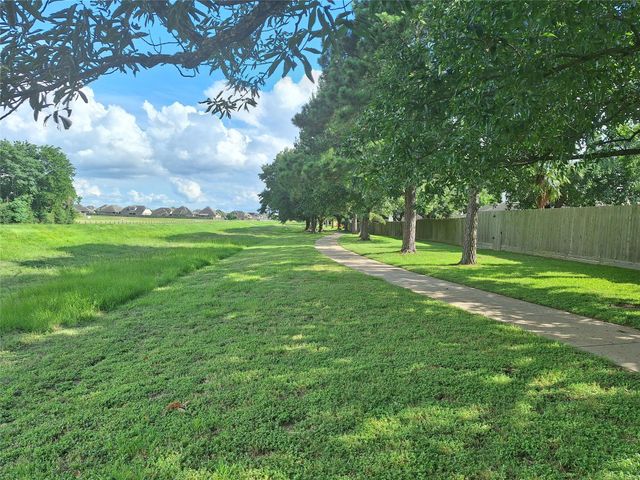 15615 Bending Birch Drive, Cypress, TX 77433