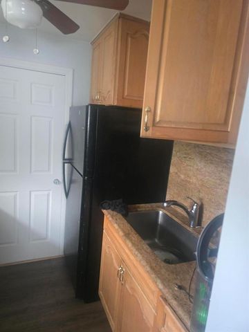 3016 E Palm Drive, Boynton Beach, FL 33435
