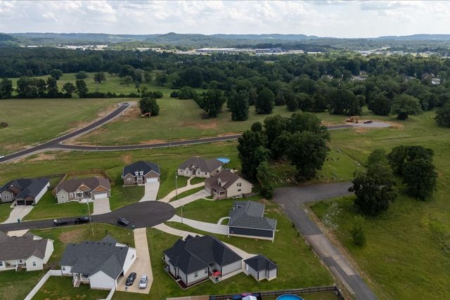 3021 Cambridge Ct, Lewisburg, TN 37091