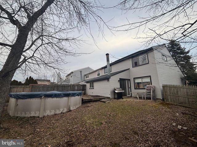 2 PROCYON RD, Blackwood, NJ 08012