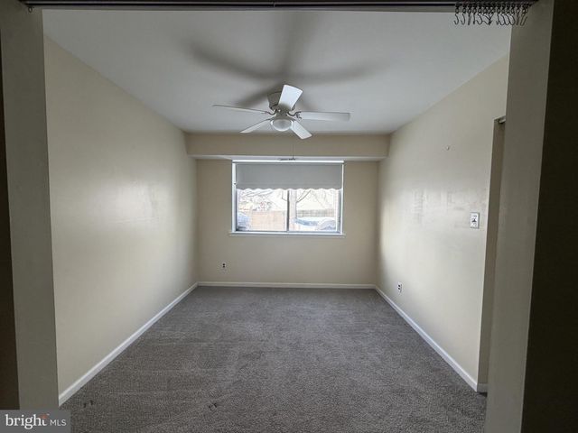 2 PROCYON RD, Blackwood, NJ 08012