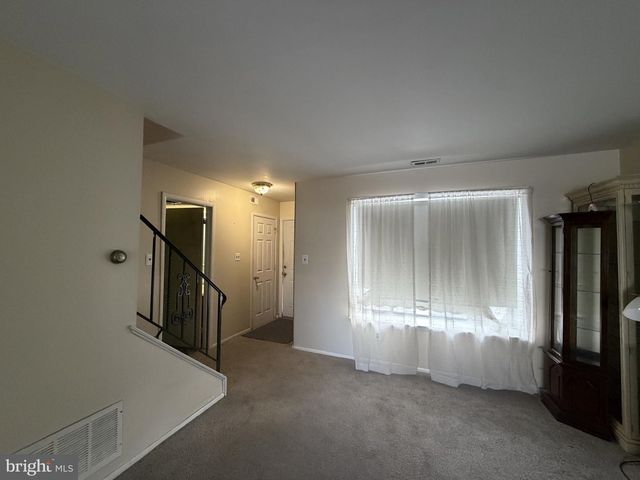 2 PROCYON RD, Blackwood, NJ 08012