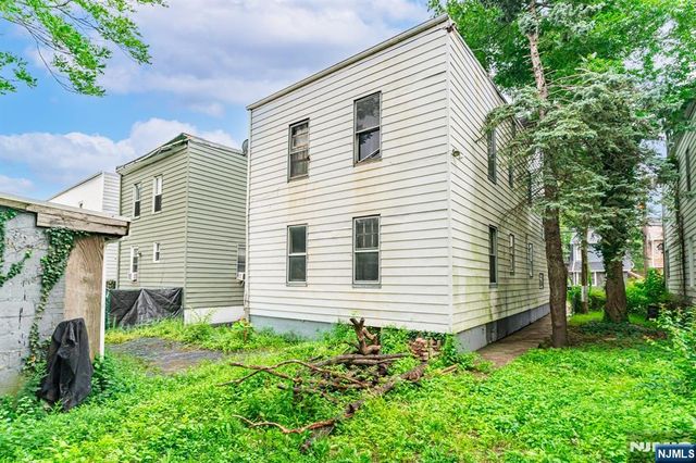 164-166 Vermont Avenue, Newark, NJ 07106