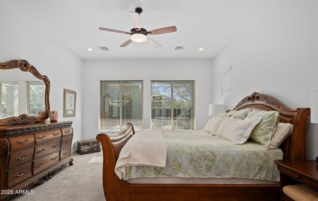 2929 E APPALOOSA Road, Gilbert, AZ 85296