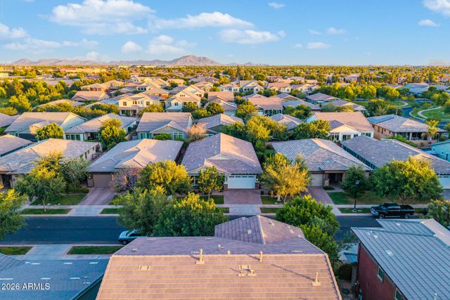 2929 E APPALOOSA Road, Gilbert, AZ 85296