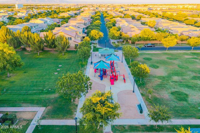 2929 E APPALOOSA Road, Gilbert, AZ 85296