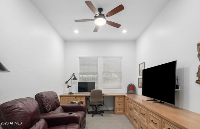 2929 E APPALOOSA Road, Gilbert, AZ 85296