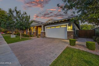 2929 E APPALOOSA Road, Gilbert, AZ 85296