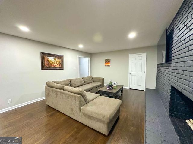 2376 Melinda Drive NE, Atlanta, GA 30345