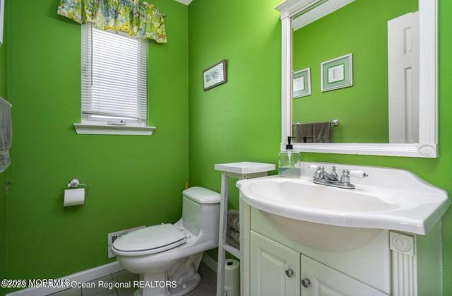 659 Mccormick Drive, Toms River, NJ 08753