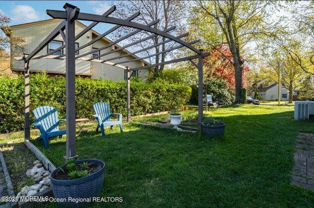 659 Mccormick Drive, Toms River, NJ 08753