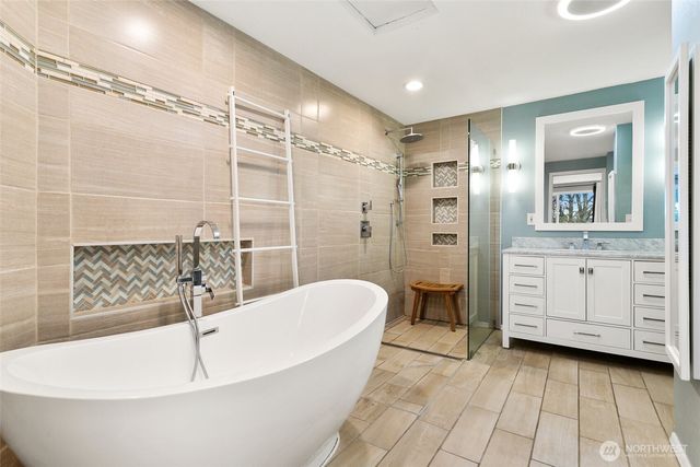 721 15th Avenue SE, Puyallup, WA 98372