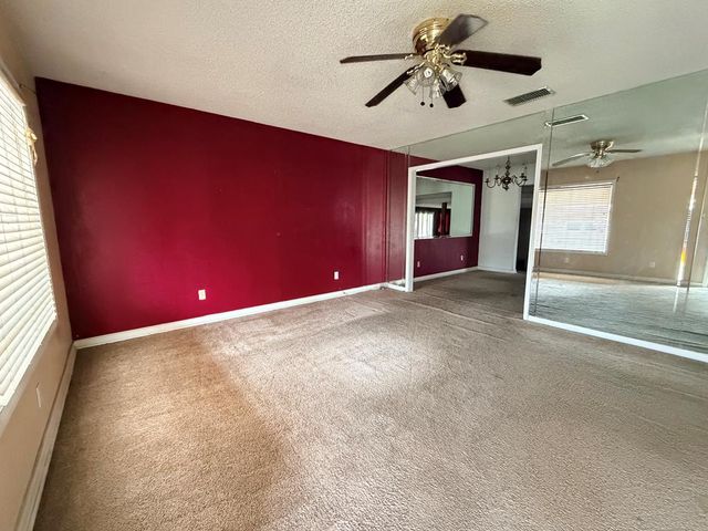 1406 N Loraine St, Midland, TX 79701