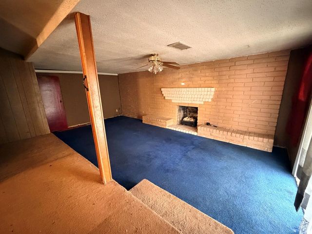 1406 N Loraine St, Midland, TX 79701