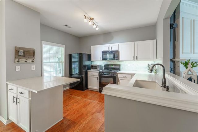 960 Prestwyck Court, Alpharetta, GA 30004