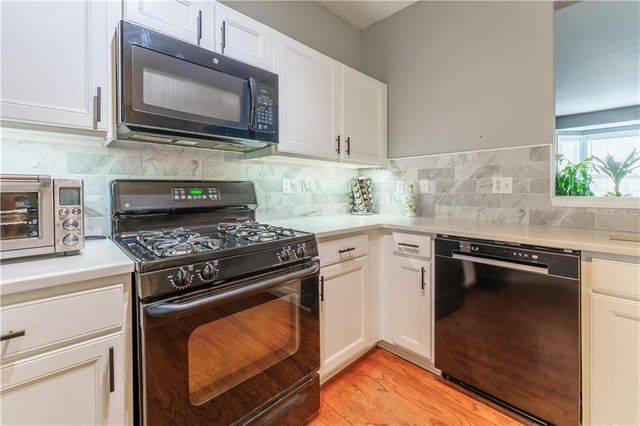 960 Prestwyck Court, Alpharetta, GA 30004